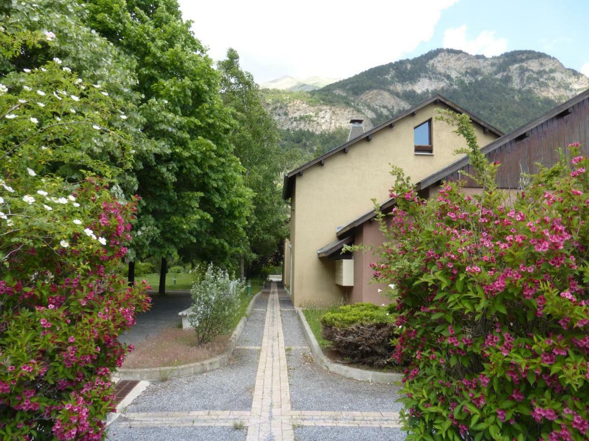 Jausiers Village G 2 Экстерьер фото